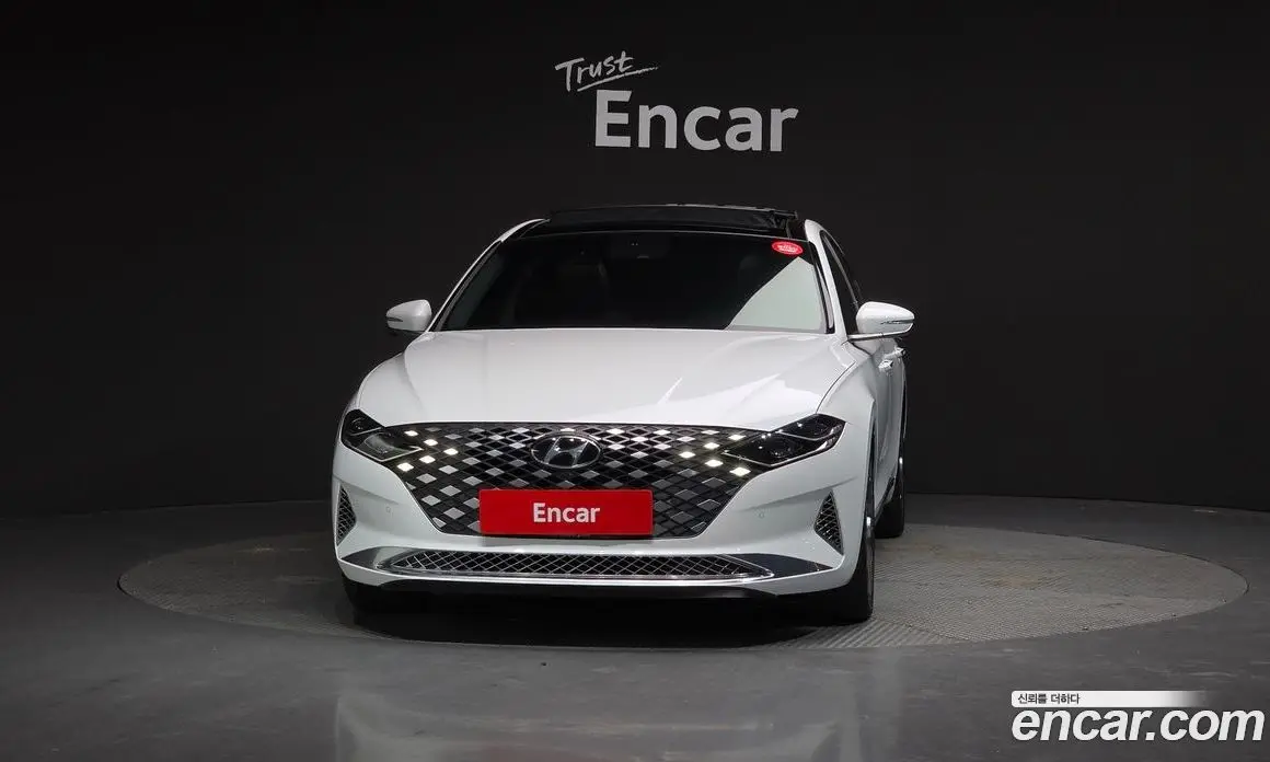 Hyundai Grandeur 2020 2.5 автомат (гидро), фото 3