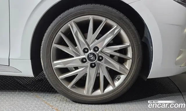 Hyundai Grandeur 2020 2.5 автомат (гидро), миниатюра 7