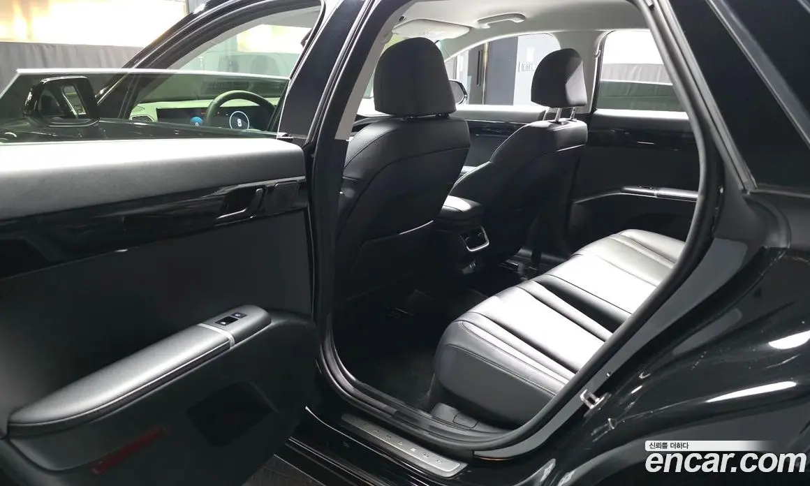 Hyundai Grandeur 2023 2.5 автомат (гидро), фото 16