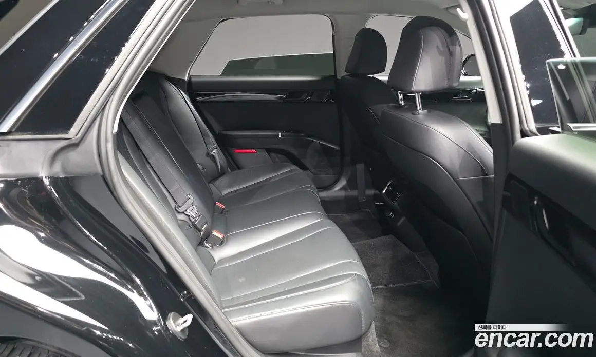 Hyundai Grandeur 2023 2.5 автомат (гидро), фото 18