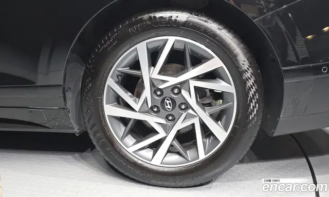 Hyundai Grandeur 2023 2.5 автомат (гидро), миниатюра 7