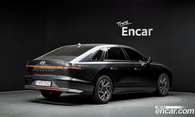 Hyundai Grandeur 2024 2.5 автомат (гидро), миниатюра 2