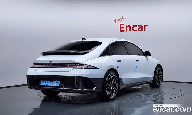 Hyundai Ioniq 6 2022 0.1 автомат (гидро), миниатюра 2