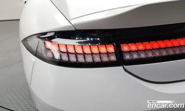 Hyundai Ioniq 6 2022 0.1 автомат (гидро), миниатюра 9