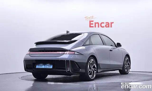 Hyundai Ioniq 6 2023 0.1 автомат (гидро), миниатюра 2