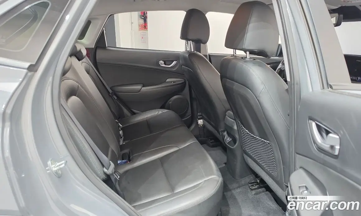 Hyundai Kona 2022 1.6 автомат (гидро), фото 17