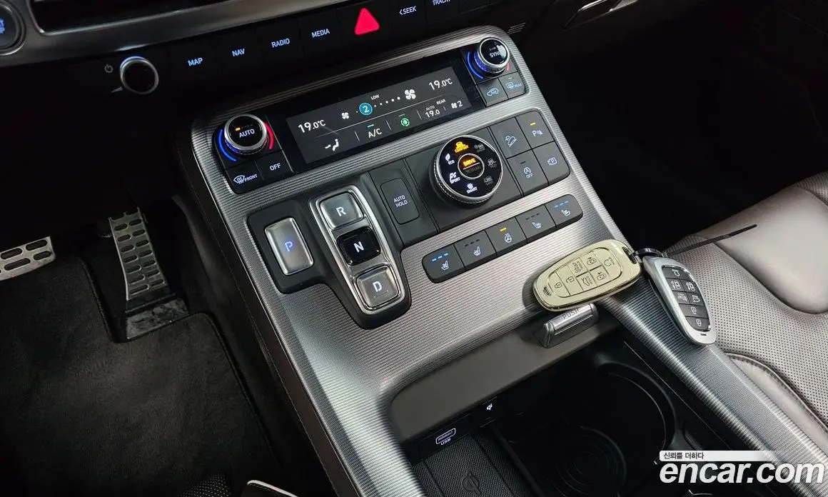 Hyundai Palisade 2023 2.2 автомат (гидро), фото 12