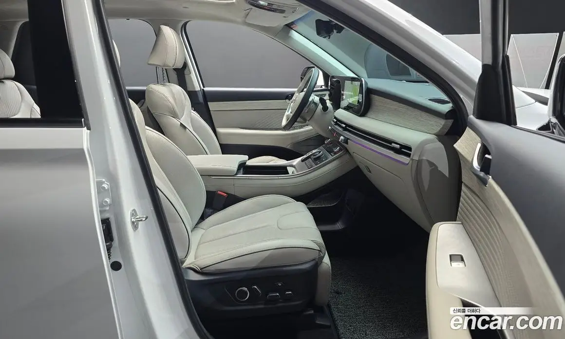 Hyundai Palisade 2023 2.2 автомат (гидро), фото 16 Hyundai Palisade 2023 2.2 автомат (гидро), фото 16