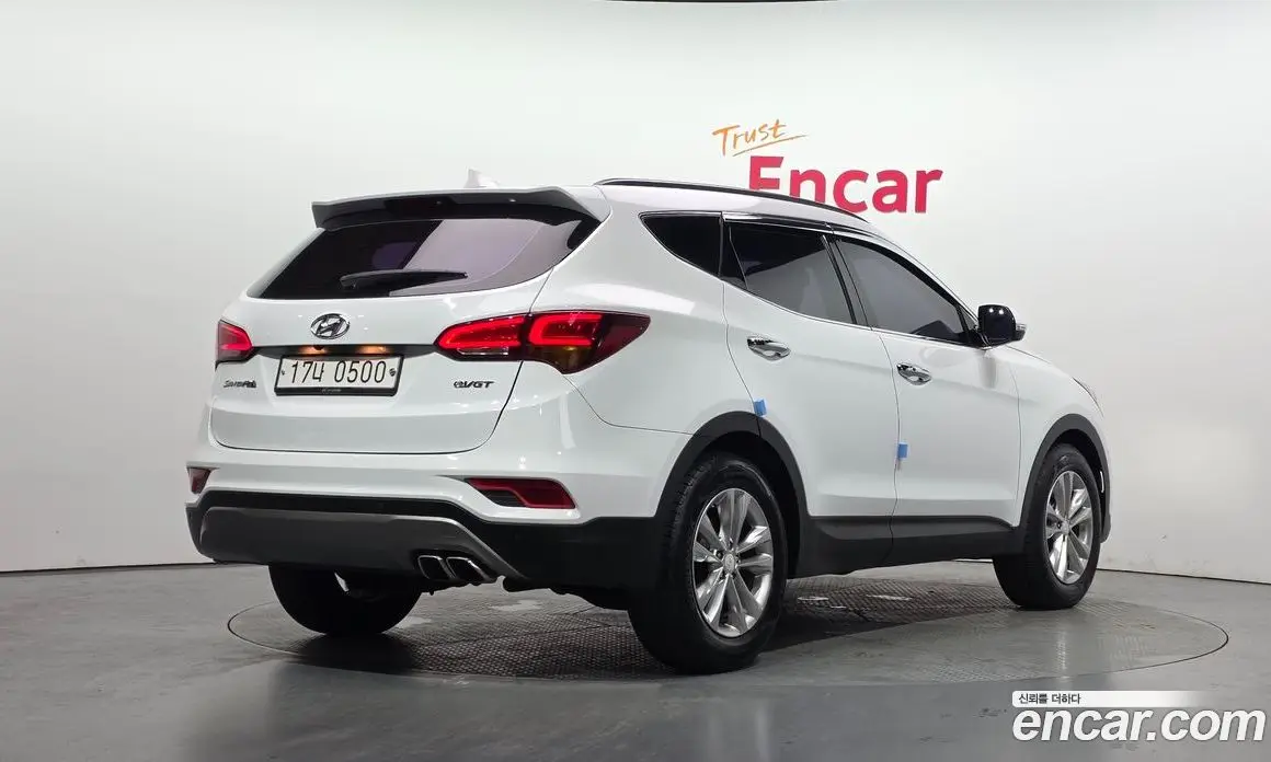 Hyundai Santa Fe 2016 2.0 автомат (гидро), фото 2 Hyundai Santa Fe 2016 2.0 автомат (гидро), фото 2
