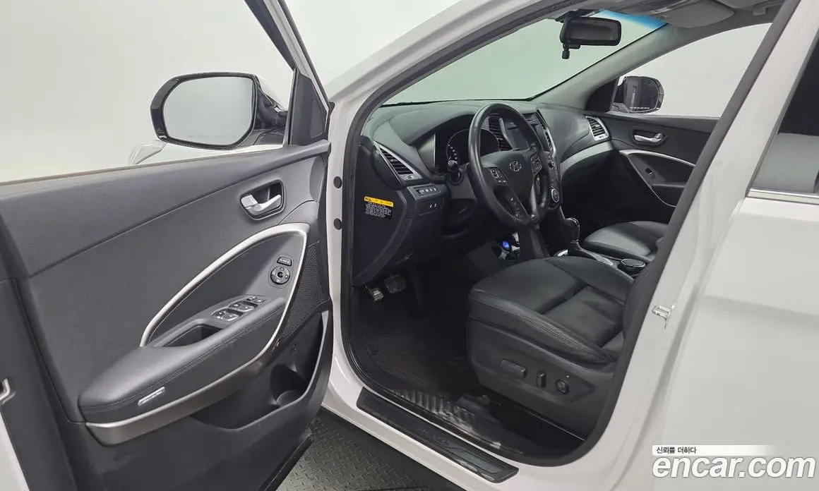 Hyundai Santa Fe 2016 2.0 автомат (гидро), фото 13 Hyundai Santa Fe 2016 2.0 автомат (гидро), фото 13
