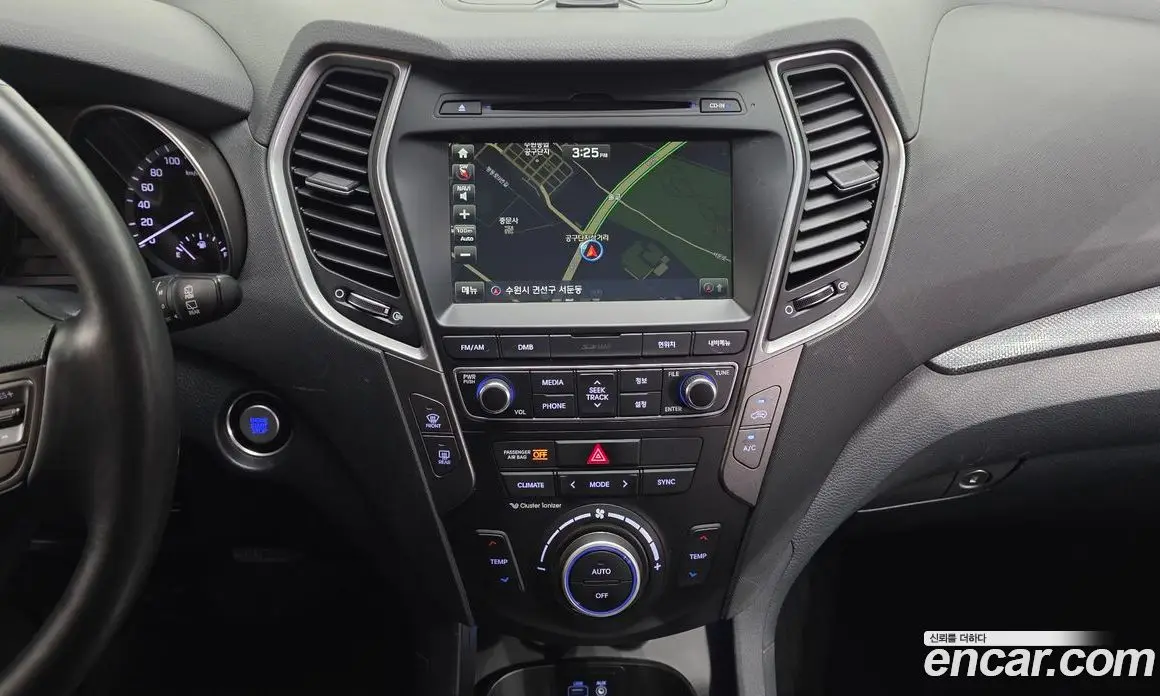 Hyundai Santa Fe 2016 2.0 автомат (гидро), фото 20 Hyundai Santa Fe 2016 2.0 автомат (гидро), фото 20
