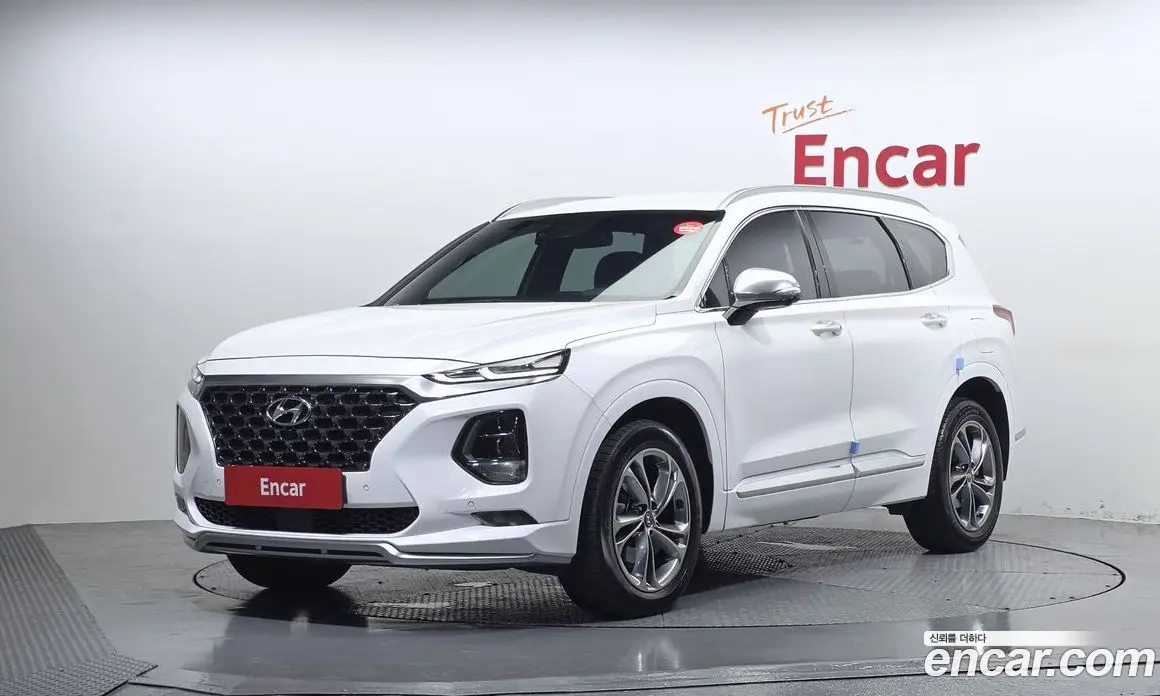 Hyundai Santa Fe 2019 2.0 автомат (гидро), фото 1 Hyundai Santa Fe 2019 2.0 автомат (гидро), фото 1