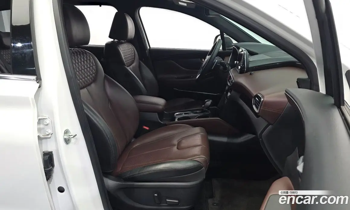 Hyundai Santa Fe 2019 2.0 автомат (гидро), фото 16 Hyundai Santa Fe 2019 2.0 автомат (гидро), фото 16