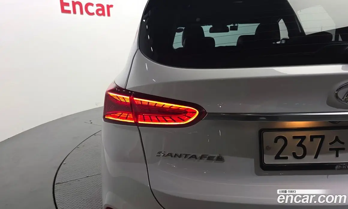 Hyundai Santa Fe 2019 2.0 автомат (гидро), фото 9 Hyundai Santa Fe 2019 2.0 автомат (гидро), фото 9