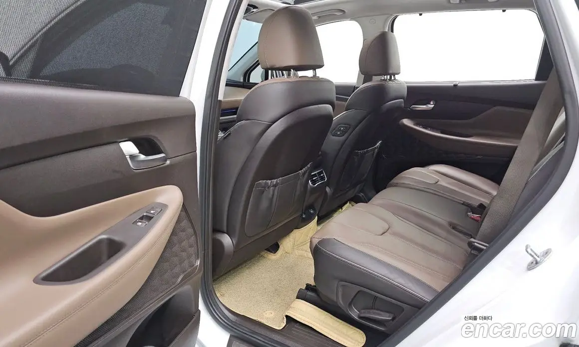 Hyundai Santa Fe 2021 2.2 автомат (гидро), фото 16 Hyundai Santa Fe 2021 2.2 автомат (гидро), фото 16