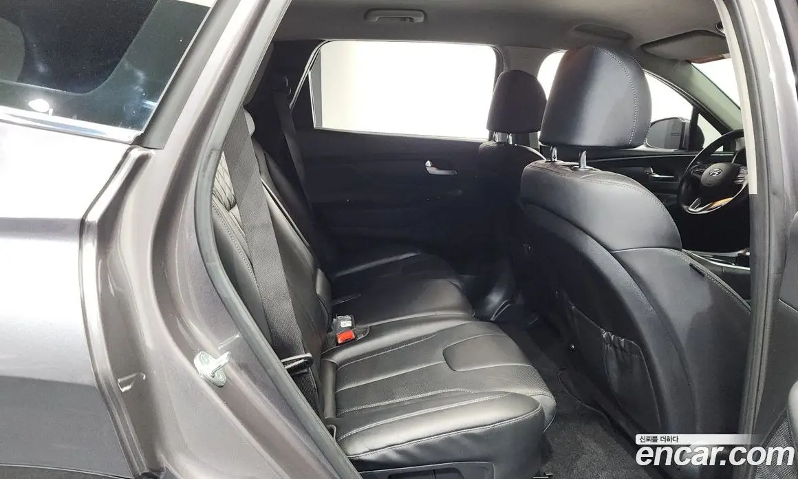 Hyundai Santa Fe 2022 1.6 автомат (гидро), фото 16 Hyundai Santa Fe 2022 1.6 автомат (гидро), фото 16