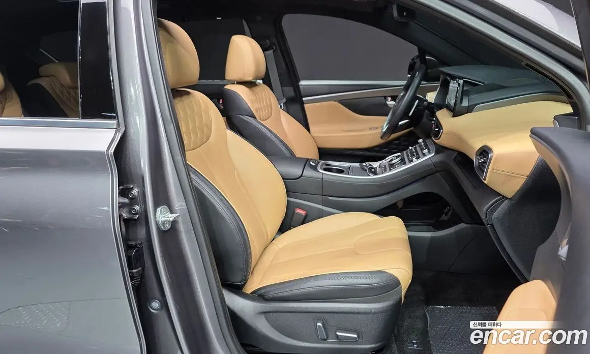 Hyundai Santa Fe 2022 2.5 автомат (гидро), фото 16 Hyundai Santa Fe 2022 2.5 автомат (гидро), фото 16