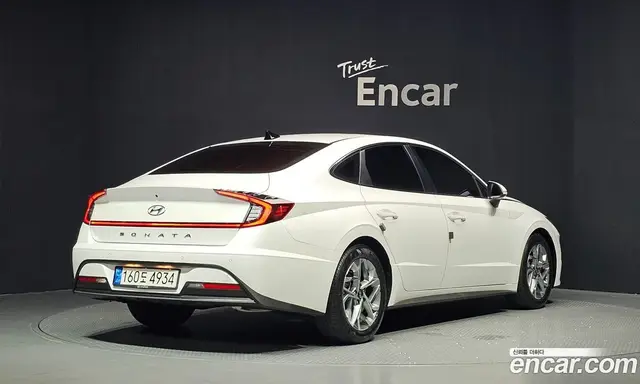 Hyundai Sonata 2019 2.0 автомат (гидро), миниатюра 2