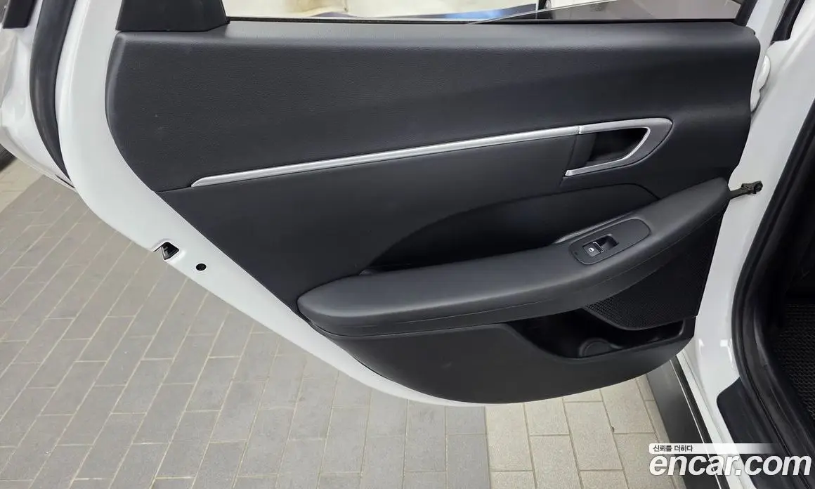 Hyundai Sonata 2019 2.0 автомат (гидро), фото 15