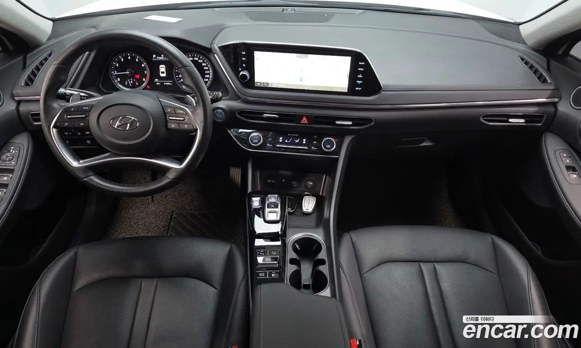 Hyundai Sonata 2022 2.0 автомат (гидро), фото 10 Hyundai Sonata 2022 2.0 автомат (гидро), фото 10