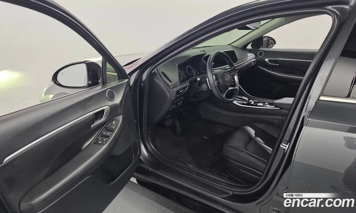 Hyundai Sonata 2022 2.0 автомат (гидро), фото 13 Hyundai Sonata 2022 2.0 автомат (гидро), фото 13