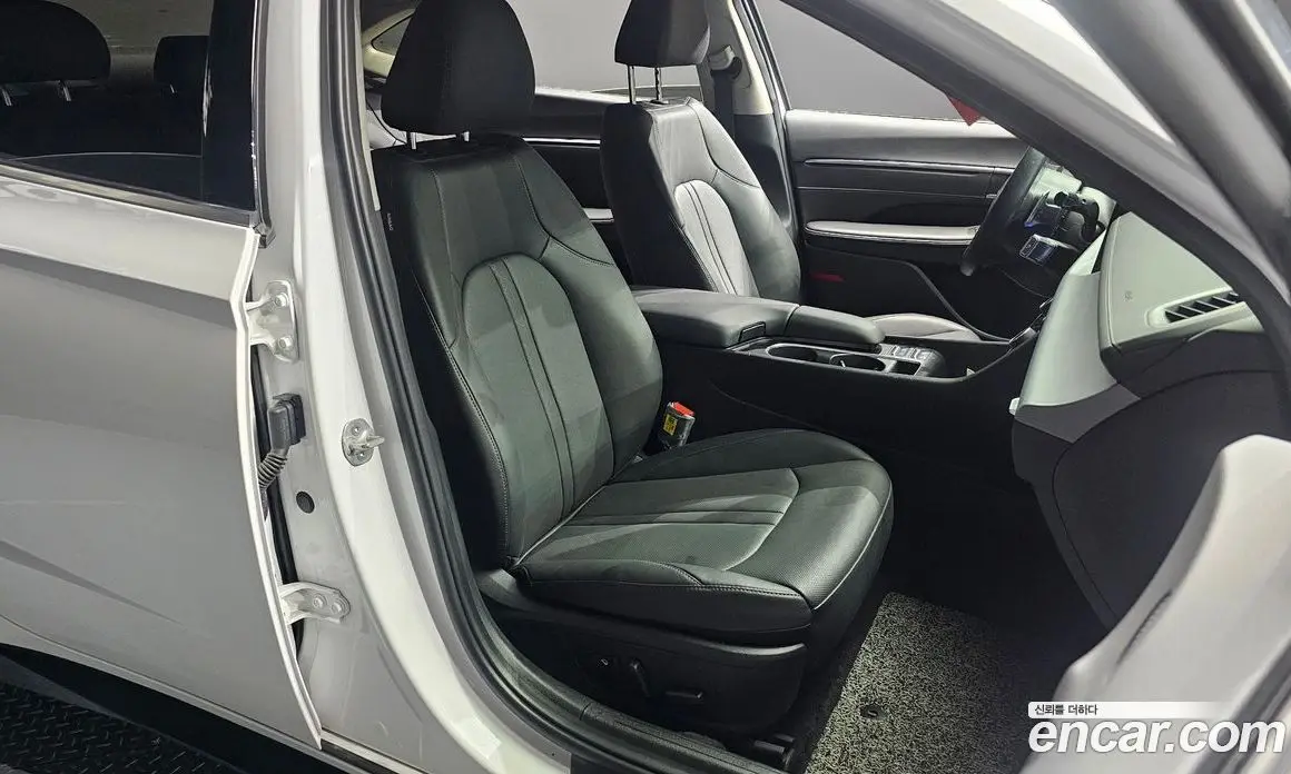Hyundai Sonata 2023 2.0 автомат (гидро), фото 17 Hyundai Sonata 2023 2.0 автомат (гидро), фото 17