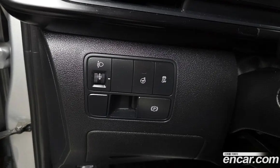Hyundai Staria 2021 3.5 автомат (гидро), фото 18