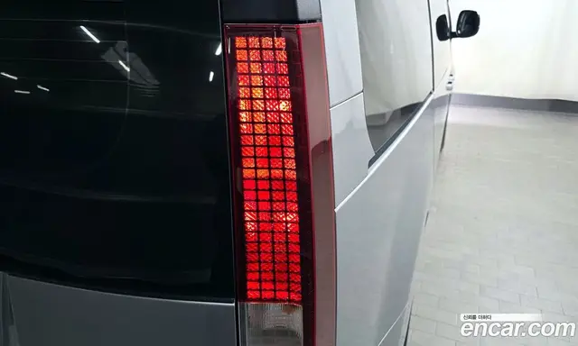 Hyundai Staria 2021 3.5 автомат (гидро), миниатюра 9
