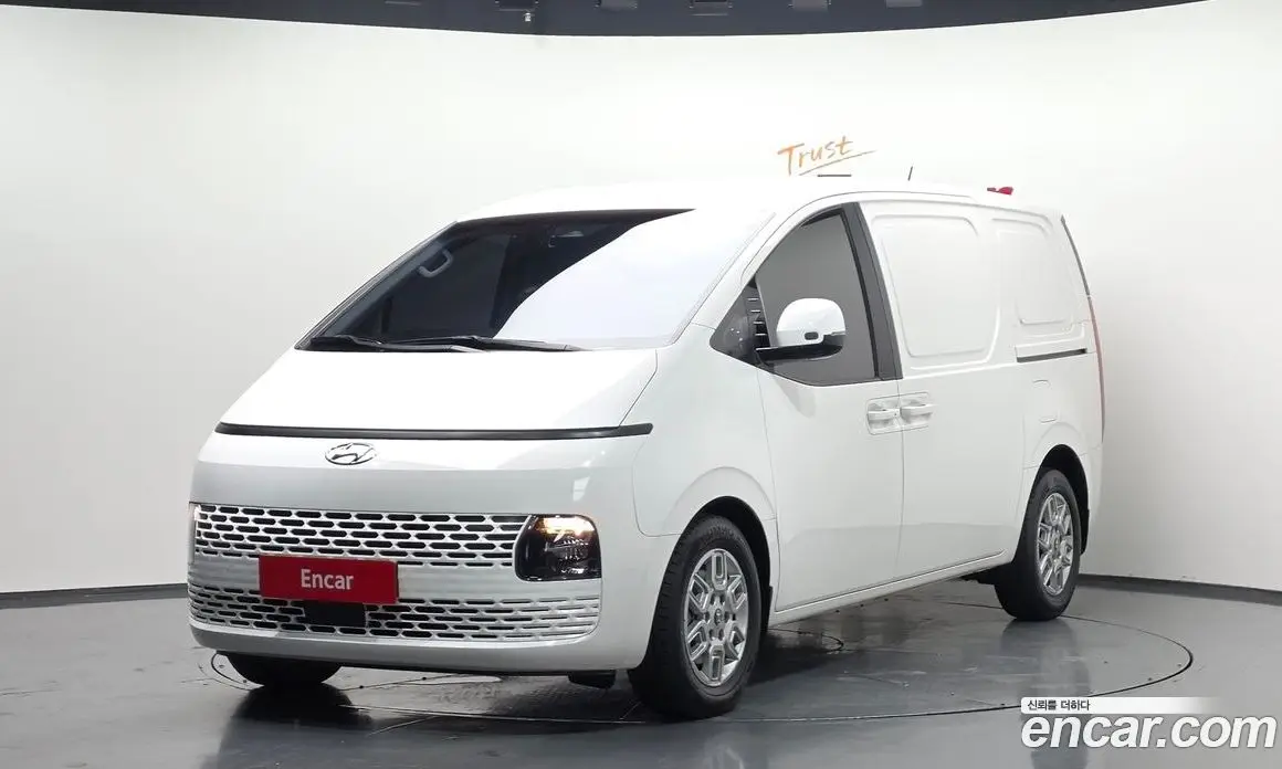 Hyundai Staria 2021 2.2 автомат (гидро), фото 1 Hyundai Staria 2021 2.2 автомат (гидро), фото 1