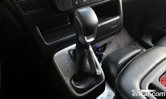 Hyundai Staria 2021 2.2 автомат (гидро), миниатюра 12