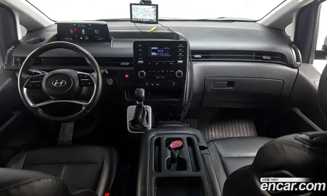 Hyundai Staria 2021 2.2 автомат (гидро), миниатюра 10 Hyundai Staria 2021 2.2 автомат (гидро), миниатюра 10