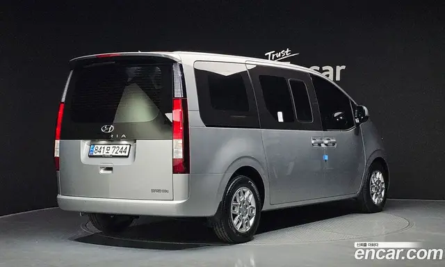 Hyundai Staria 2022 3.5 автомат (гидро), миниатюра 2