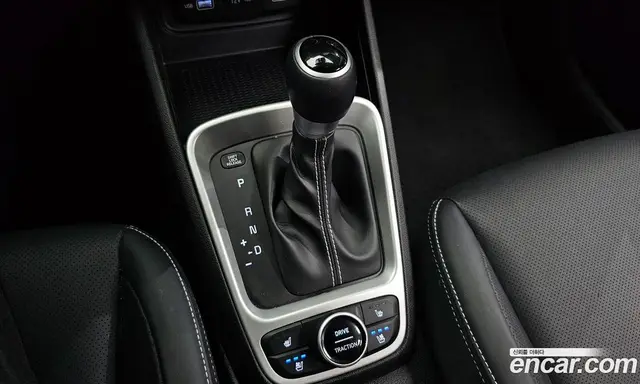 Hyundai Venue 2021 1.6 автомат (гидро), миниатюра 11 Hyundai Venue 2021 1.6 автомат (гидро), миниатюра 11