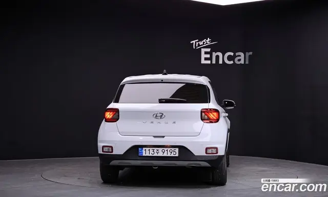 Hyundai Venue 2021 1.6 автомат (гидро), миниатюра 3 Hyundai Venue 2021 1.6 автомат (гидро), миниатюра 3
