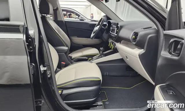 Hyundai Venue 2022 1.6 автомат (гидро), миниатюра 11 Hyundai Venue 2022 1.6 автомат (гидро), миниатюра 11