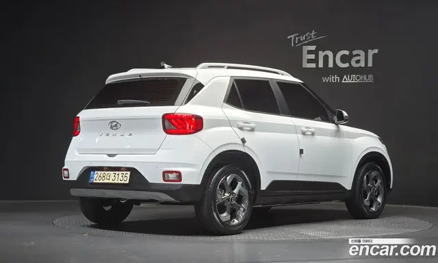 Hyundai Venue 2023 1.6 автомат (гидро), миниатюра 2 Hyundai Venue 2023 1.6 автомат (гидро), миниатюра 2