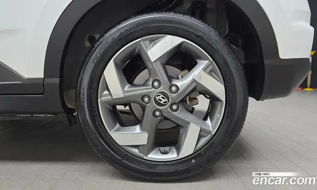 Hyundai Venue 2023 1.6 автомат (гидро), миниатюра 7 Hyundai Venue 2023 1.6 автомат (гидро), миниатюра 7