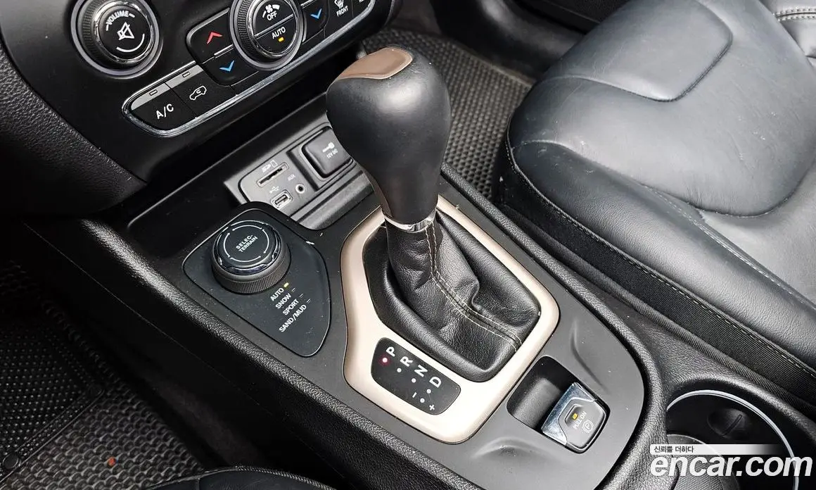 Jeep Cherokee 2017 2.4 автомат (гидро), фото 12 Jeep Cherokee 2017 2.4 автомат (гидро), фото 12