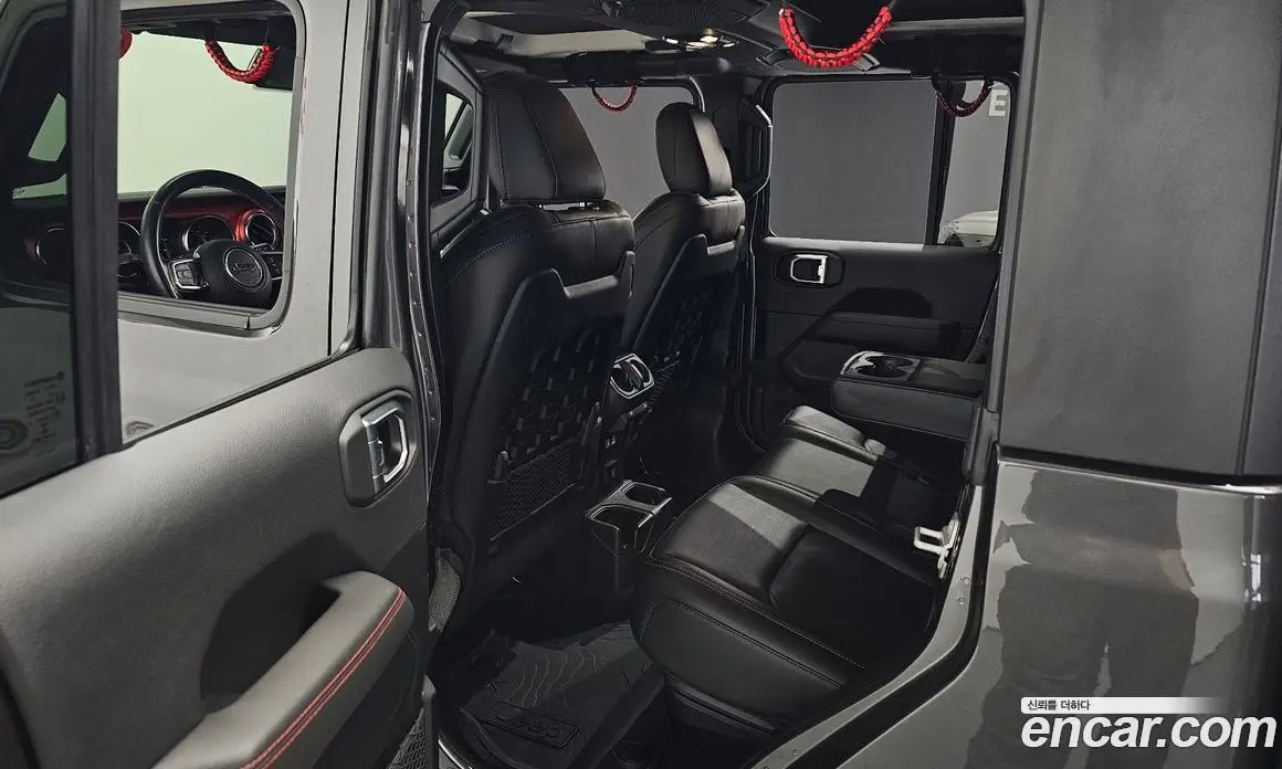 Jeep Gladiator 2021 3.6 автомат (гидро), фото 16