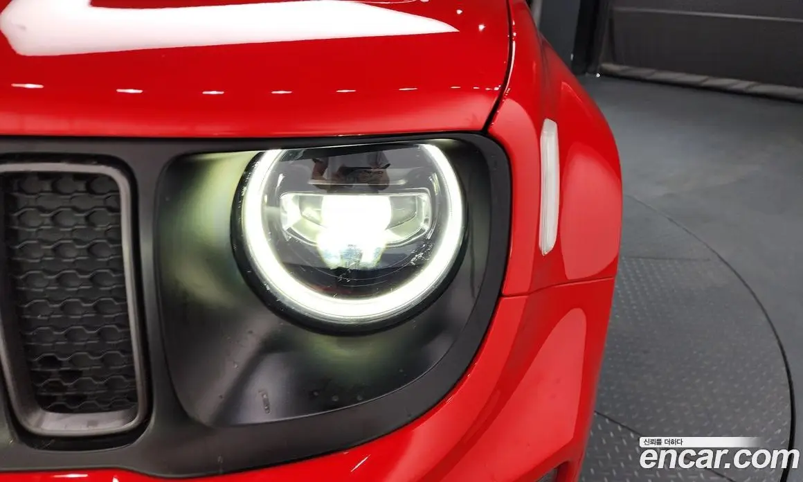 Jeep Renegade 2021 2.4 автомат (гидро), фото 8 Jeep Renegade 2021 2.4 автомат (гидро), фото 8