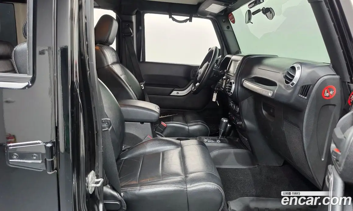 Jeep Wrangler 2012 2.8 автомат (гидро), фото 11