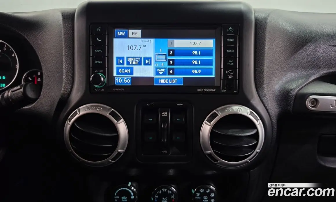 Jeep Wrangler 2012 2.8 автомат (гидро), фото 14