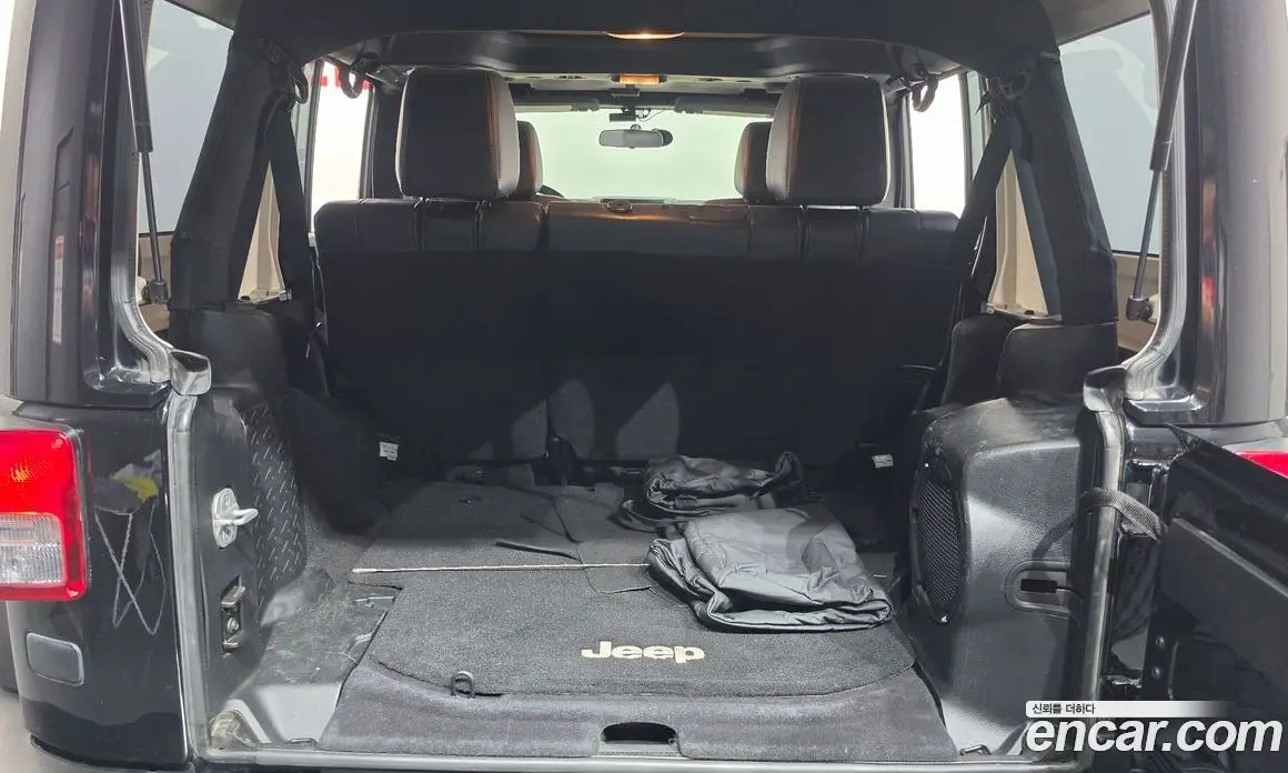 Jeep Wrangler 2012 2.8 автомат (гидро), фото 20