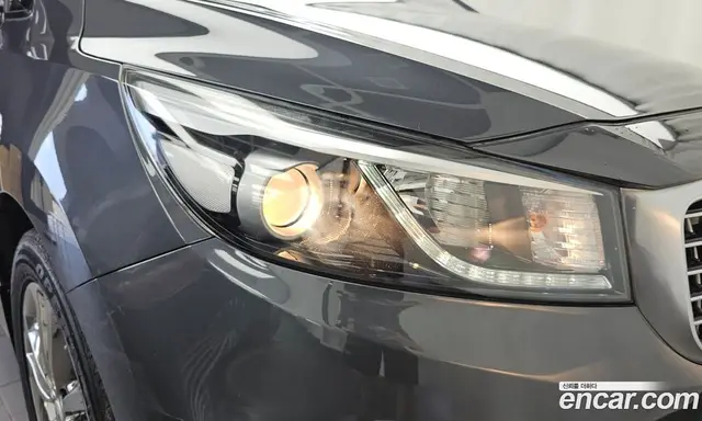 Kia Carnival 2017 2.2 автомат (гидро), миниатюра 8 Kia Carnival 2017 2.2 автомат (гидро), миниатюра 8