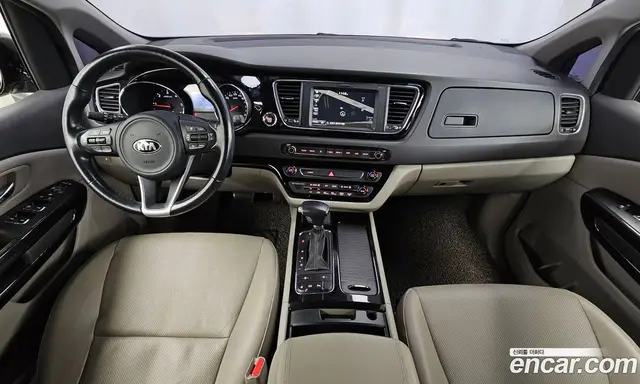 Kia Carnival 2017 2.2 автомат (гидро), миниатюра 10 Kia Carnival 2017 2.2 автомат (гидро), миниатюра 10