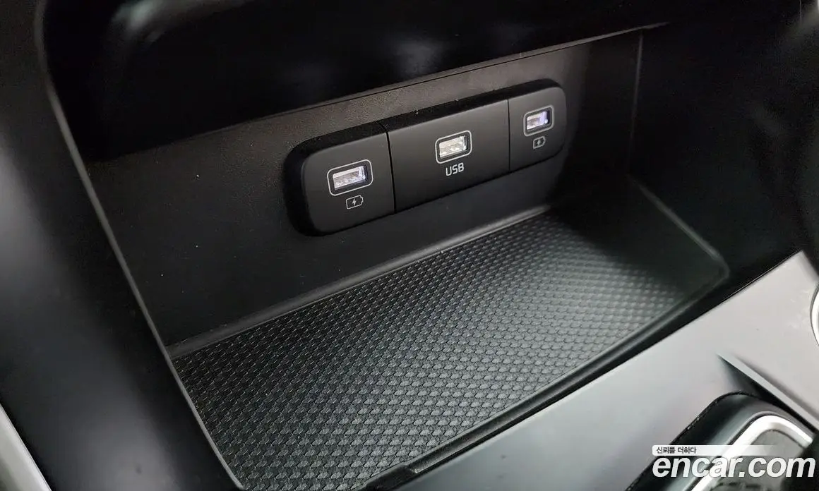 Kia Carnival 2022 2.2 автомат (гидро), фото 15 Kia Carnival 2022 2.2 автомат (гидро), фото 15