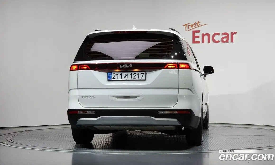 Kia Carnival 2022 2.2 автомат (гидро), фото 3 Kia Carnival 2022 2.2 автомат (гидро), фото 3