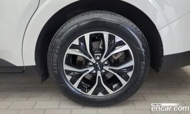 Kia Carnival 2022 2.2 автомат (гидро), миниатюра 6 Kia Carnival 2022 2.2 автомат (гидро), миниатюра 6