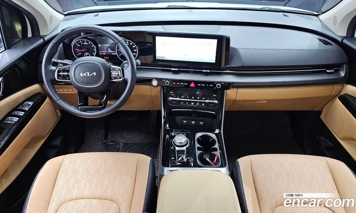Kia Carnival 2022 3.5 автомат (гидро), фото 10 Kia Carnival 2022 3.5 автомат (гидро), фото 10