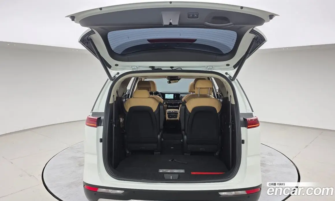 Kia Carnival 2022 2.2 автомат (гидро), фото 20